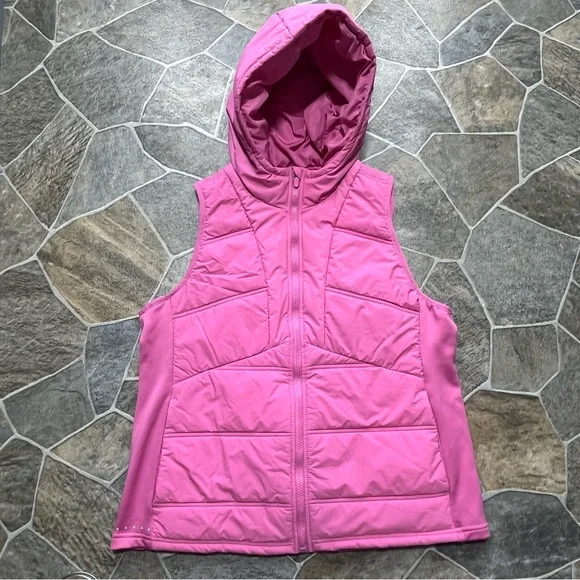 AVIA Hooded Puffer Vest - Picture 4 of 10